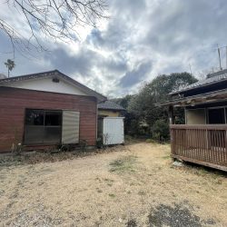 大島空港近くの家屋と土地